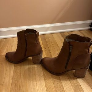 Naturalizer Kala Saddle Tan boot